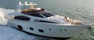 Ferretti 800