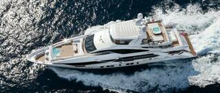 Benetti Veloce 140