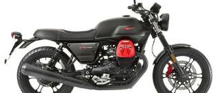 Moto Guzzi V7 III Carbon