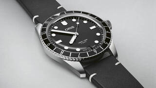 Oris Divers Sixty-Five 12H Calibre 400