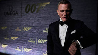Omega celebra 60 años de James Bond