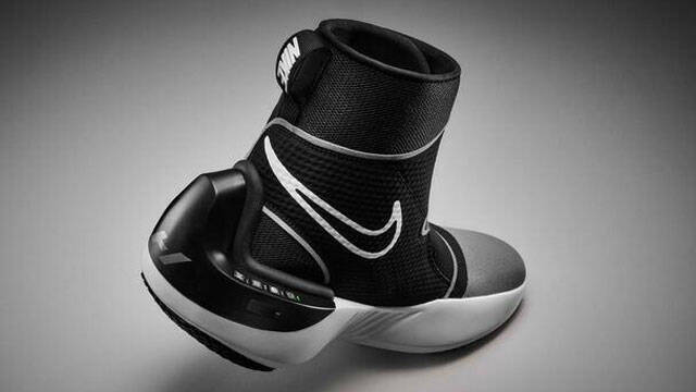 2024/06/24/md/44670_7-nike-x-hyperice-vest.jpg