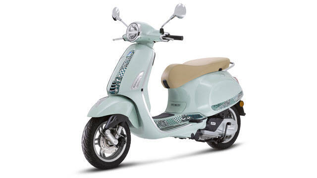 2024/07/11/md/44854_1-vespa-primevera-batik.jpg