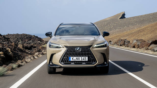 2024/10/21/md/46114_4-lexus-nx-350h-overtrail.jpg